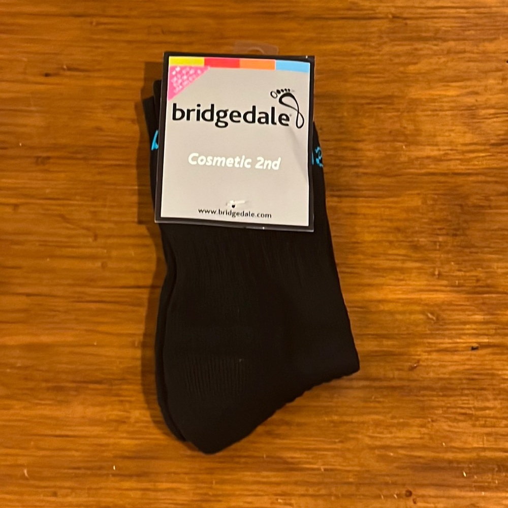 Bridgedale Socks Cosmetic 2nds Size Medium US Womens shoe size 6.5-8 new black